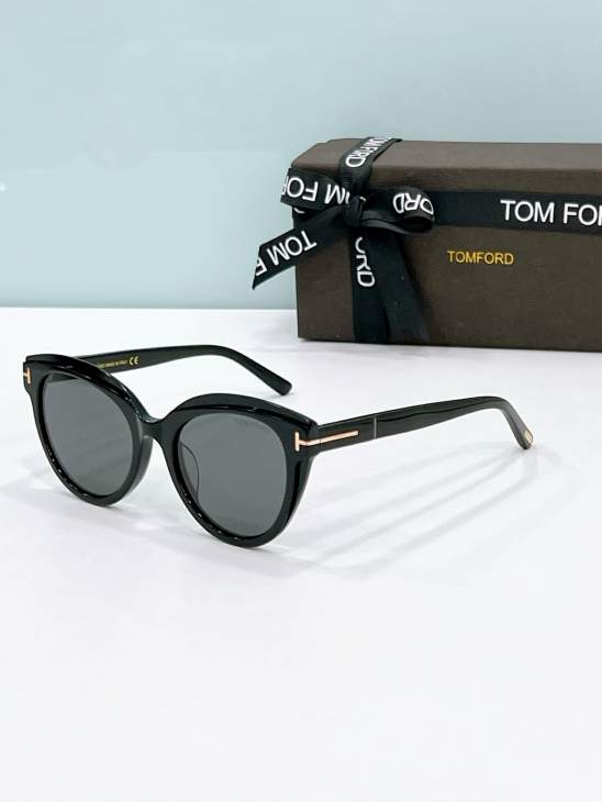 Picture of Tom Ford Sunglasses _SKUfw77096631fw